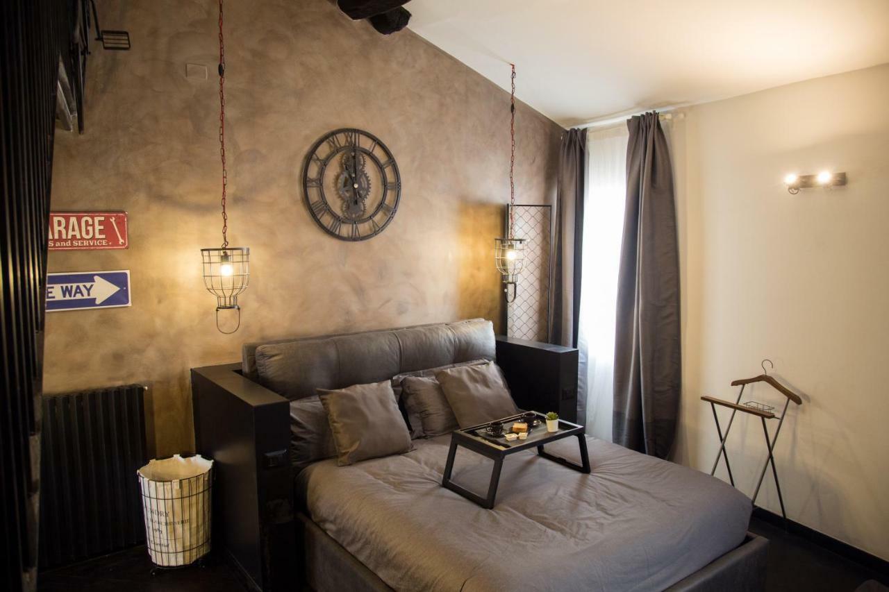 מילאנו Industrial Apartment Near Duomo מראה חיצוני תמונה